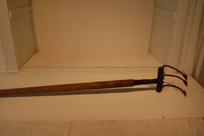 Hand Tiller