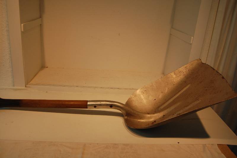 Scoop Shovel