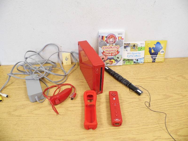 Red Wii with Games