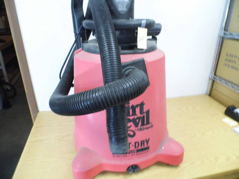 Dirt Devil WetDry Vac