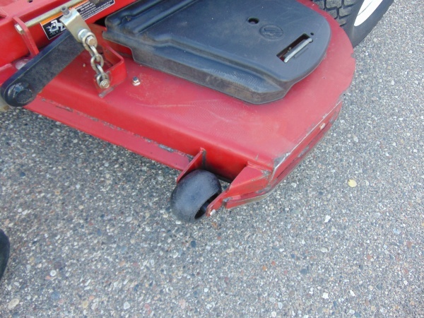 lot 1 image: 60 Toro Z Master Commercial 5000 Zero Turn Lawn Mower