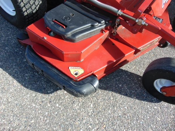 lot 5 image: Exmark Lazer Z  DS-Series 72 Commercial Grade Diesel Mower