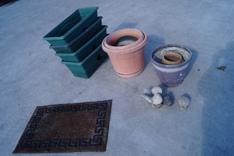 PlantersGarden Figurines