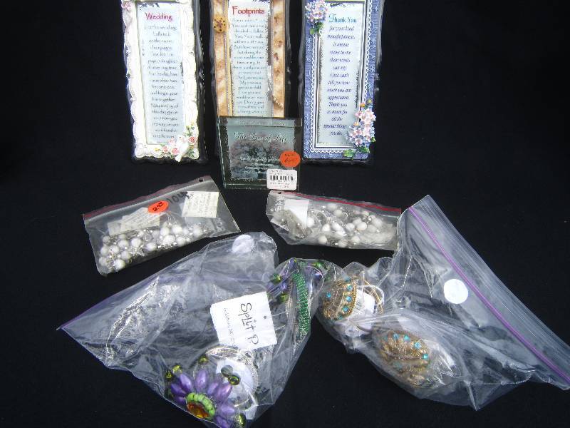 lot 346-COPY image: LOT - 3 Plaque Sayings, Brass & NEW Jewel Napkins Rings, 2 NEW Bell Napkin Rings & Misc