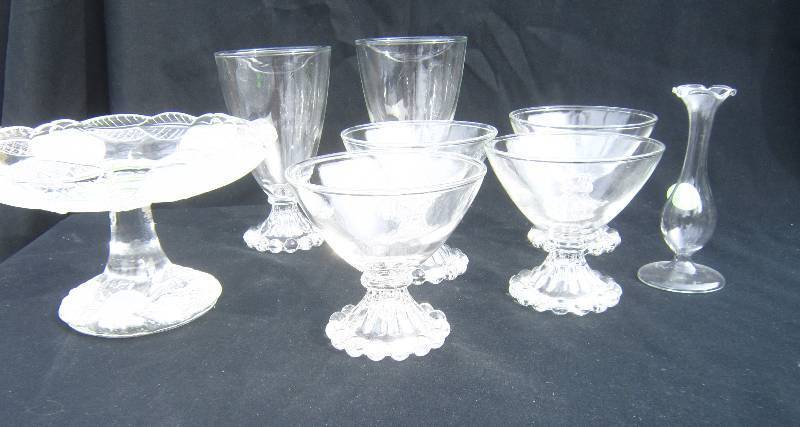 lot 375-COPY image: LOT - Glassware 4 Sheberts, 2 Glasses, Small Vase & Bon Bon Dish