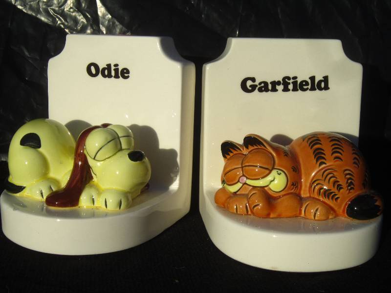 NEW Garfield & Odie Ceramic Bookends - Great Christmas Gift
