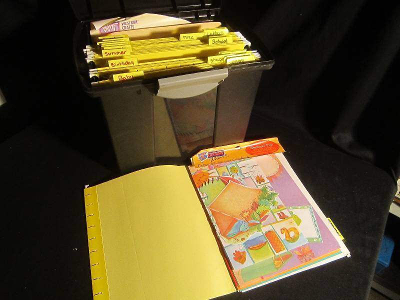 Organize your Creative Memories - Lot of Paper and Ideas