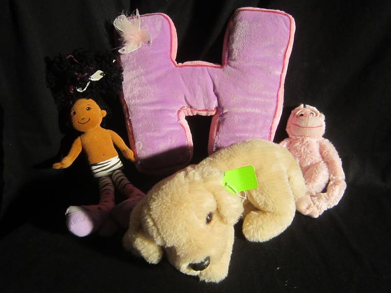 LOT - Stuffed Animals