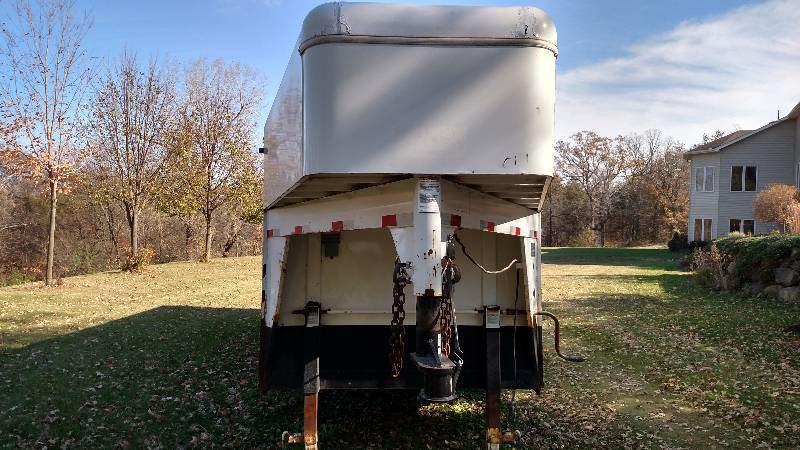 lot 3 image: 2005 Liberty Gooseneck Enclosed Trailer, 32