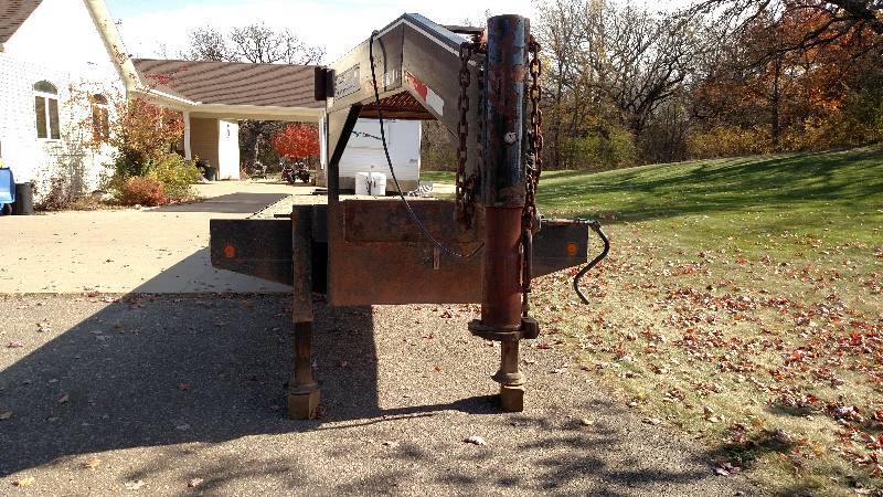 lot 2 image: 2001 Felling Model FT20 Gooseneck F...