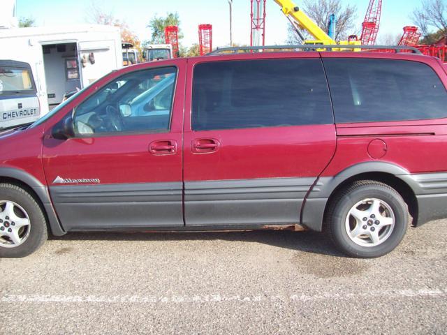 2005 Pontiac Montana ES Van