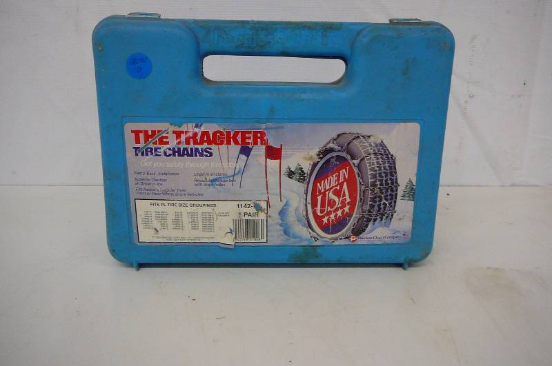 lot 12 image: Tire Chains Peerless Chains