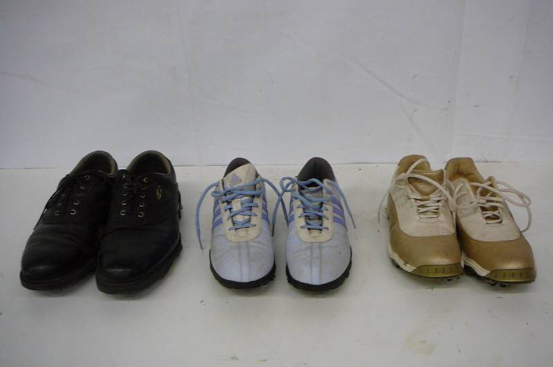 lot 31 image: Gulf Shoes Dry Joys 10m Adidas 8 12 Adidas 7