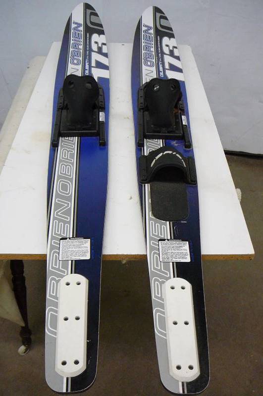 lot 37 image: Water Skis Obrien Celebrity Dual Tunnel molded composite 173