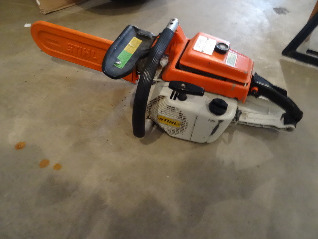 Stihl D41 AV Farm Boss Chain Saw