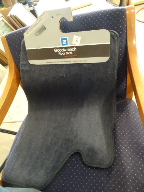 Front Floor Mats For Front Wheel