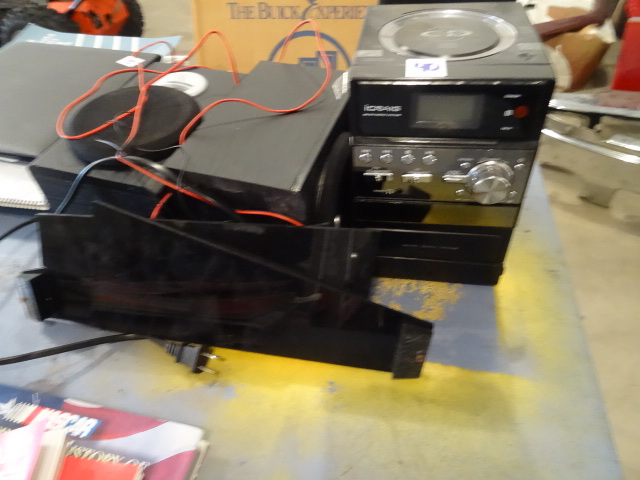 Craig CD and Tuner Stereo.